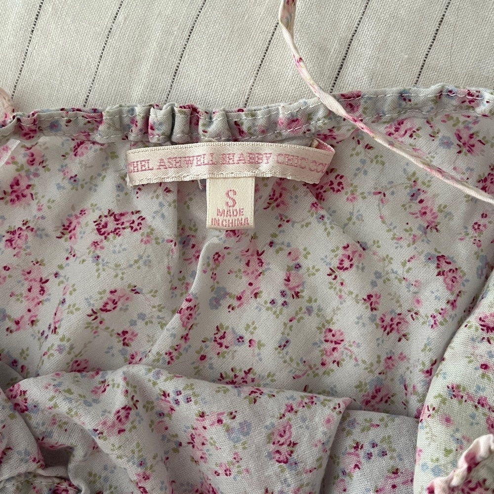Shabby Chic Vintage Tank - Picture 4 of 7